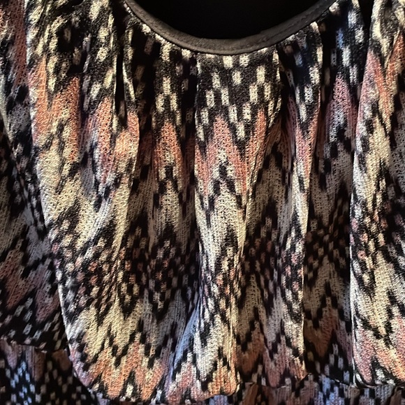 Chevron print dress EUC - Picture 2 of 12